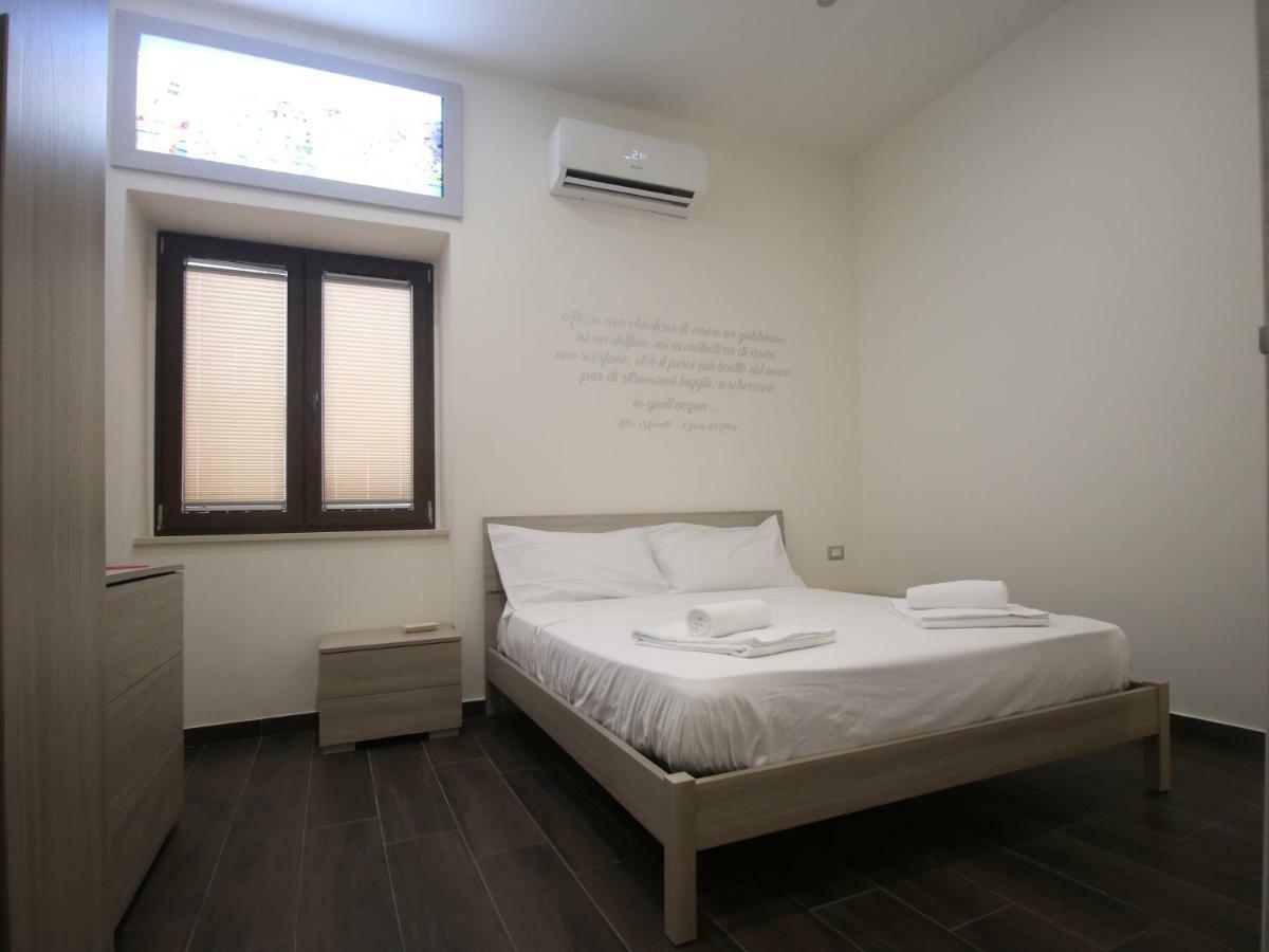 B&B Pisadog Napoli Eksteriør bilde
