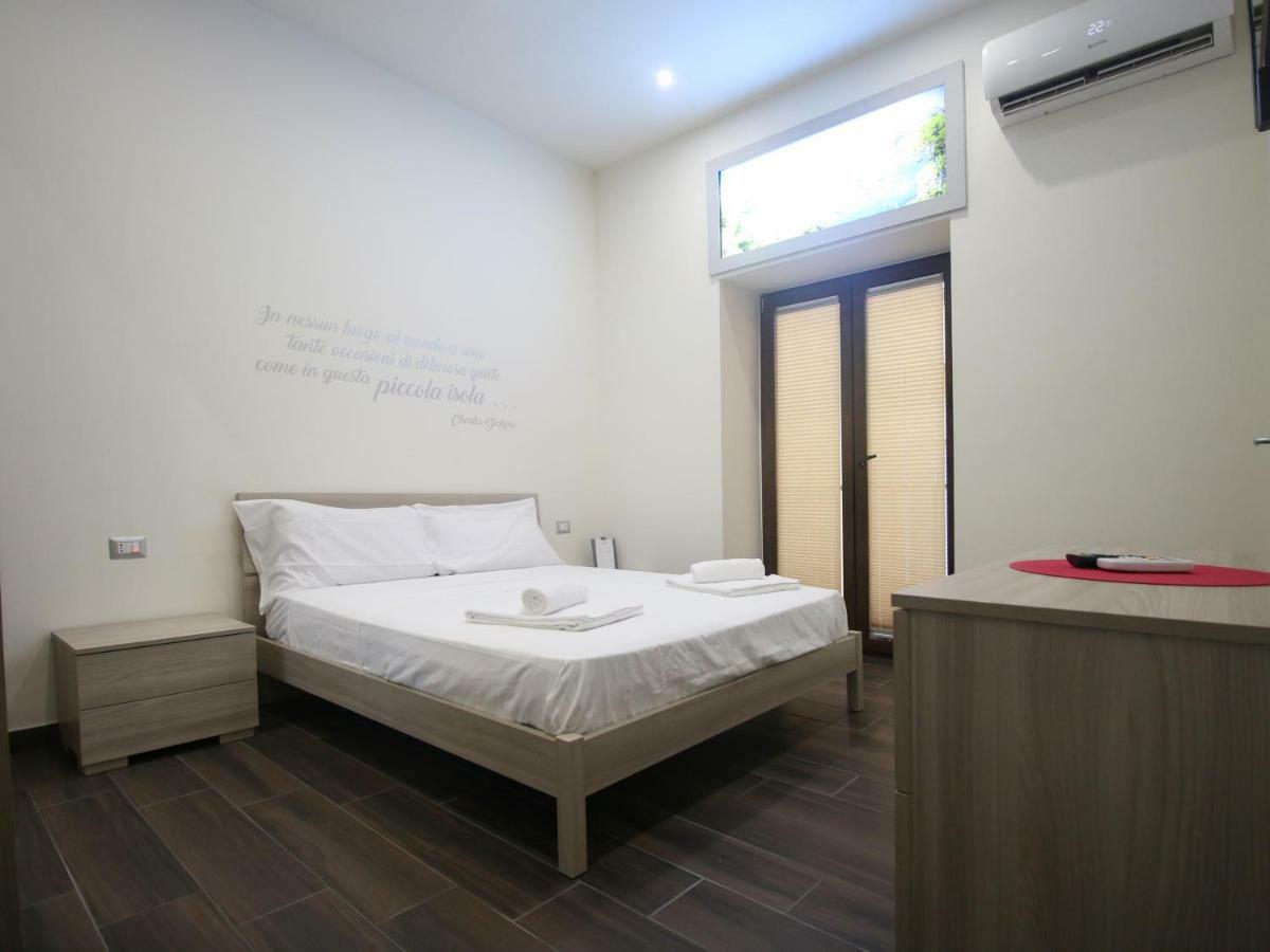 B&B Pisadog Napoli Eksteriør bilde