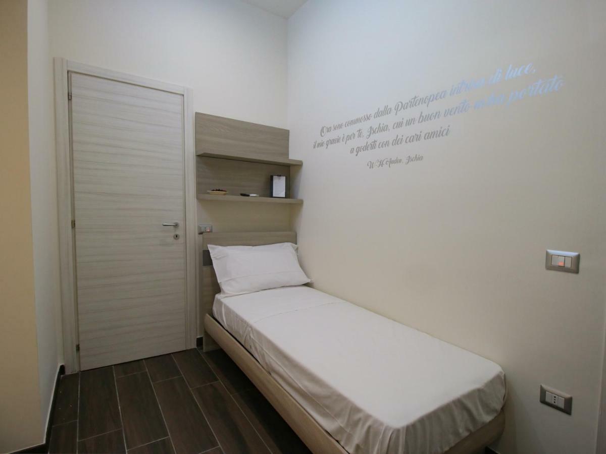 B&B Pisadog Napoli Eksteriør bilde
